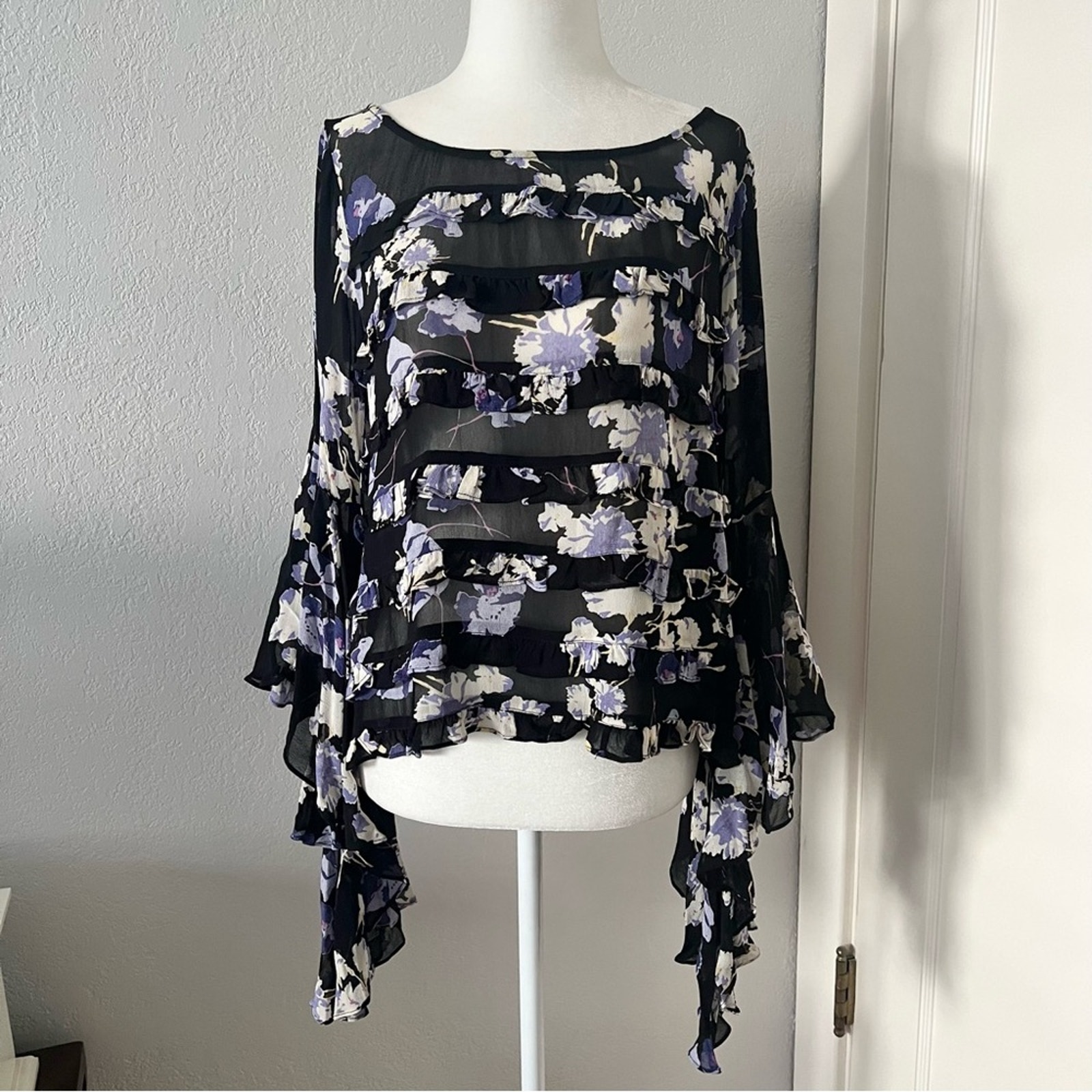 Bytimo Black Floral Bell Sleeve Top